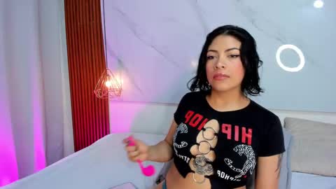 sara_zc online show from October 2025 11:29:02 AM