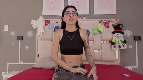 sara online show from November 2025 03:06:01 AM