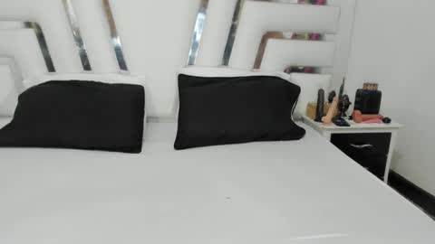 Snapshot of saraajhons chatting on November 2025 11:29:01 PM Sara online show from November 2025 11:29:01 PM