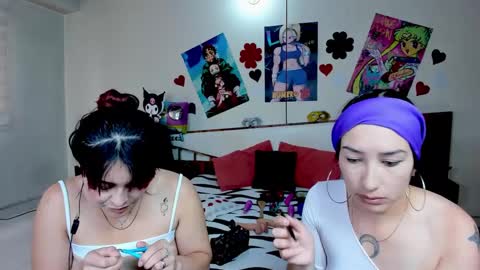 Alahia and Marilyn online show from September 2025 01:38:02 PM