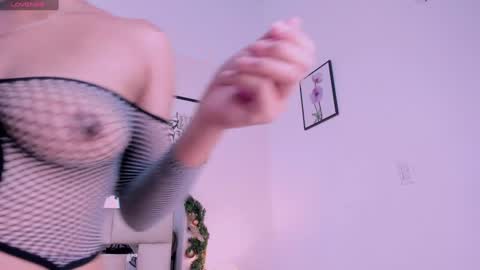 Snapshot of saraandstiven chatting on December 2024 07:22:02 AM Sara And Stiven online show from December 2024 07:22:02 AM