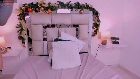 Snapshot of saraandstiven chatting on December 2024 07:17:01 AM Sara And Stiven online show from December 2024 07:17:01 AM