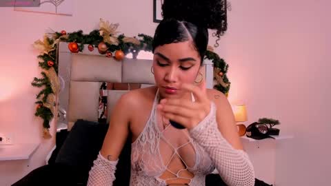 Snapshot of saraandstiven chatting on December 2024 07:04:02 AM Sara And Stiven online show from December 2024 07:04:02 AM