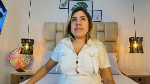 sarablonde_t online show from April 2026 07:26:02 PM