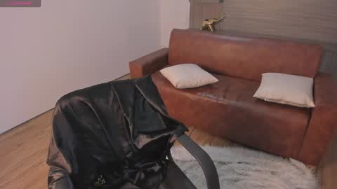 Sara  Everyday From 1430 to 2130 Col Time online show from January 2025 09:35:02 PM