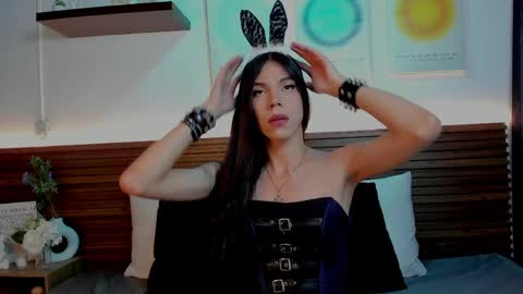 Sara online show from April 2026 07:15:01 PM