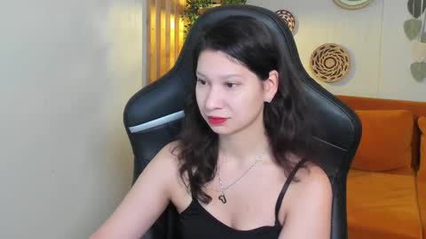 SaraDenars online show from November 2025 05:06:01 AM