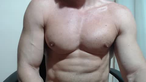 saradorj92 online show from March 2026 08:02:01 PM