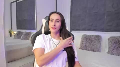  Sara Gomez  online show from January 2026 12:40:01 PM