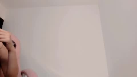 sarah online show from December 2025 11:25:02 PM