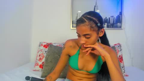 sarah_ashbourne online show from September 2025 11:45:02 AM