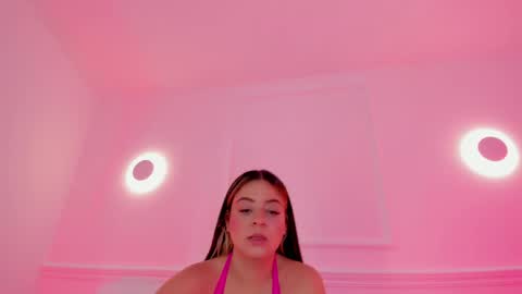 Snapshot of sarah_bonneth chatting on May 2026 11:51:01 AM Sarah Bonneth online show from May 2026 11:51:01 AM