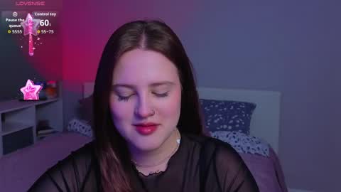 Sarah online show from April 2026 11:03:01 PM