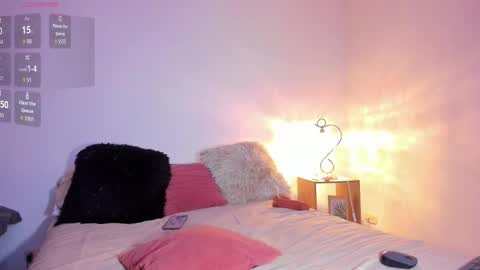 Sarah and Erik online show from September 2025 01:18:02 AM