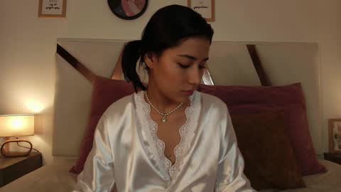 Snapshot of sarahevans__ chatting on January 2025 07:45:01 PM Sarah Evans online show from January 2025 07:45:01 PM