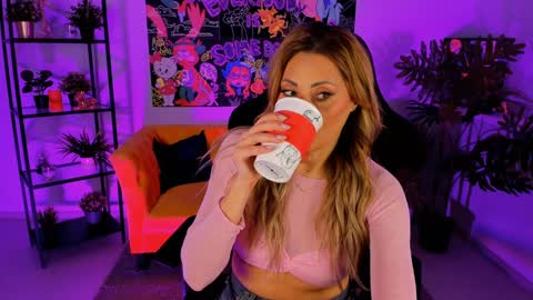 Snapshot of sarahholly chatting on January 2025 11:25:01 AM Divine Sarah NONUDE model online show from January 2025 11:25:01 AM