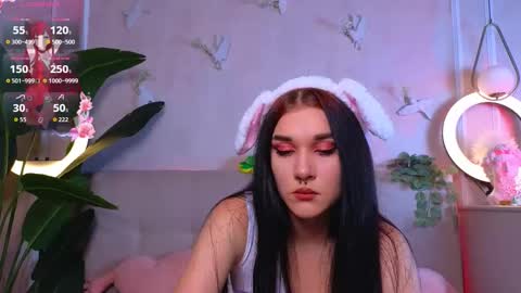 Snapshot of sarahhunny chatting on November 2025 09:50:02 PM Sarah online show from November 2025 09:50:02 PM