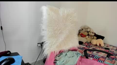 Sarah online show from November 2025 07:22:01 AM