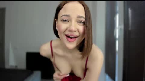 sarahphyllis online show from February 2025 06:29:02 AM