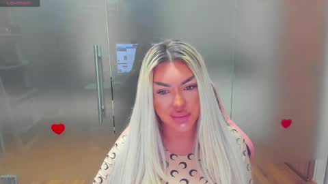 Sarah online show from April 2026 08:26:01 AM