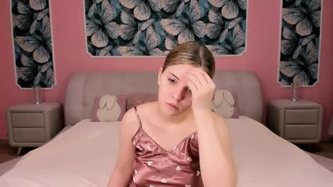 sarahwantslove online show from March 2026 09:59:02 PM