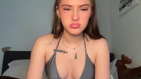 SarahxOliver online show from November 2025 03:33:02 PM