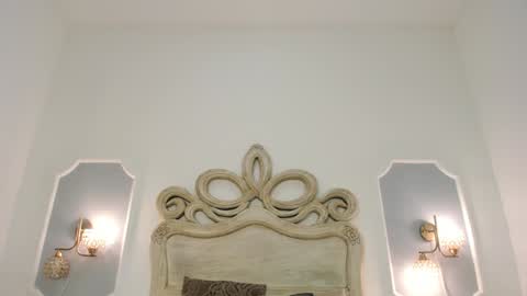 Sara online show from December 2024 02:35:02 PM