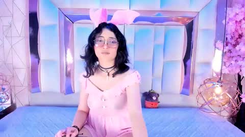 sara  online show from November 2025 05:50:02 AM