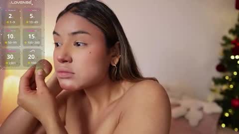 Sara online show from November 2025 10:45:02 PM