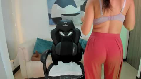 I am Sara  online show from March 2026 09:30:01 PM