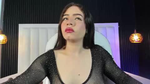 Sara   online show from February 2026 11:17:01 PM