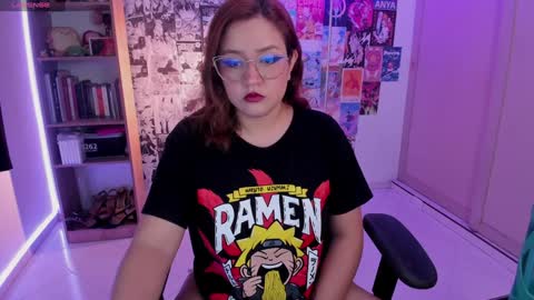 Sara Ruales online show from January 2025 01:03:01 PM