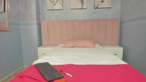 Snapshot of sarasweet18_ chatting on March 2025 05:00:02 PM Sara online show from March 2025 05:00:02 PM