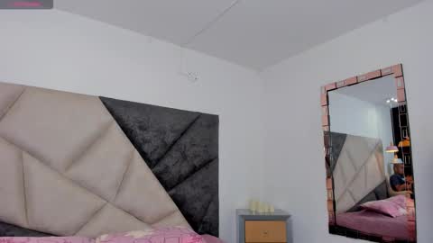 Snapshot of sarawagner_ chatting on December 2025 11:56:02 PM online show from December 2025 11:56:02 PM