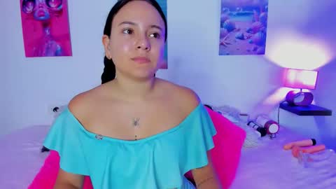 saray 18 online show from December 2025 11:15:02 AM