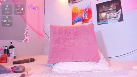 Snapshot of sarayhornyy69 chatting on June 2026 06:46:02 PM Saray online show from June 2026 06:46:02 PM