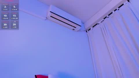 Snapshot of sarenlux chatting on November 2025 12:47:01 PM Baby Saren online show from November 2025 12:47:01 PM