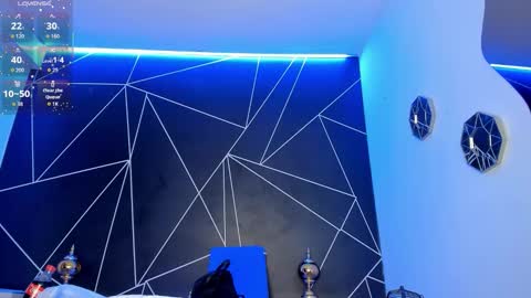 Snapshot of sarenlux chatting on December 2025 12:10:02 PM Baby Saren online show from December 2025 12:10:02 PM