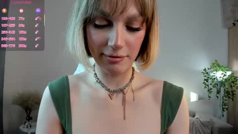 Snapshot of sarilit chatting on November 2025 03:16:02 AM Your Selena 3 online show from November 2025 03:16:02 AM