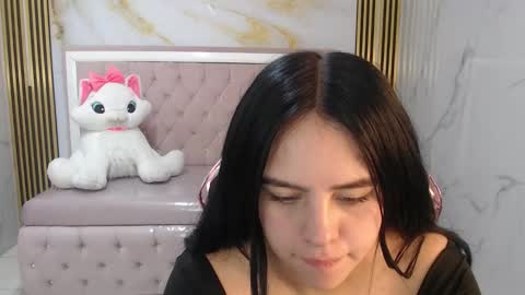 Sara  online show from February 2026 12:36:01 PM