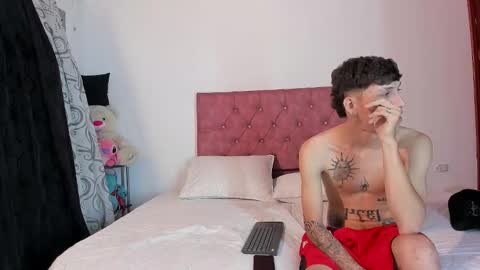 Snapshot of sarita_alexis chatting on February 2026 06:12:01 PM SARIYA Y ALEXIS online show from February 2026 06:12:01 PM