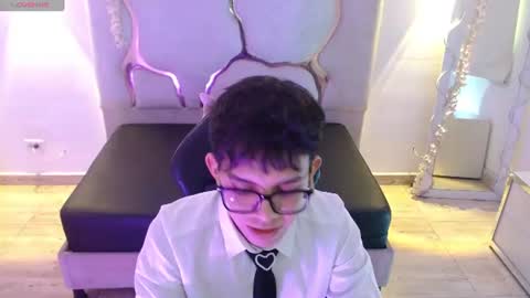 Snapshot of sasan_tay chatting on July 2026 11:39:02 AM sasan_tay online show from July 2026 11:39:02 AM
