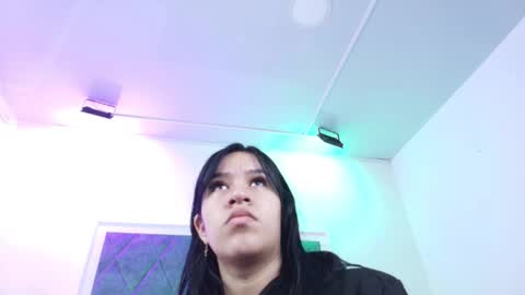 Snapshot of sasha_blazer chatting on November 2025 03:17:01 AM Sasha online show from November 2025 03:17:01 AM