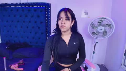 Snapshot of sasha_blazer chatting on November 2025 03:07:01 AM Sasha online show from November 2025 03:07:01 AM