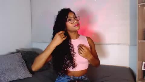 Snapshot of sasha_bowei chatting on June 2026 11:50:02 PM sasha_bowei online show from June 2026 11:50:02 PM