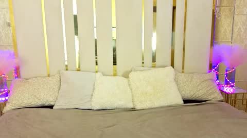 Sasha Exclusive online show from October 2025 08:34:02 AM