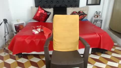 Snapshot of sasha_maturee chatting on December 2024 08:00:02 AM sasha maturee online show from December 2024 08:00:02 AM