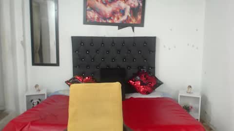 Snapshot of sasha_maturee chatting on February 2025 08:51:02 AM sasha maturee online show from February 2025 08:51:02 AM