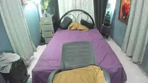 ESTELLA online show from March 2026 06:44:02 PM