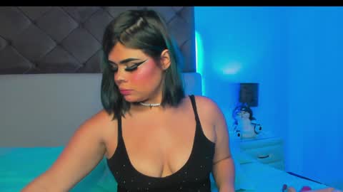 selene  online show from January 2025 08:02:01 PM